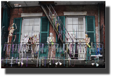 Mardi Gras decorations DSC02888.jpeg