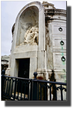 St. Louis Cemetary No.1 DSC02931.jpeg