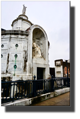 St. Louis Cemetary No.1 DSC02933.jpeg