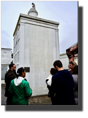 St. Louis Cemetary No.1 DSC02935.jpeg