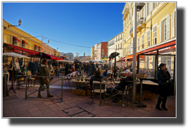 Flee market , Pl. Charles Fèlix DSC01593.jpg