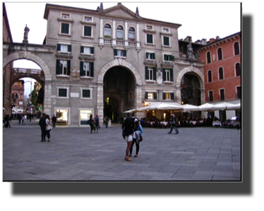 Piazza dei Signori IMG_4447.jpg