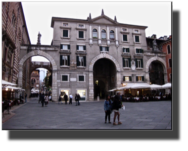 Piazza dei Signori IMG_4448.jpg