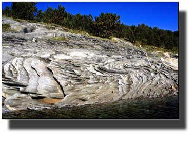 Folds at Straumøya DSC00761.jpg