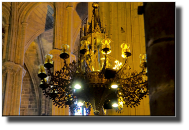 Barcelona Cathedral DSC03594.jpg