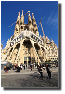 Antonio Gaudí
Sagrada Família
DSC03615.jpg