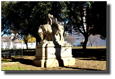 Parc de l’Espanya Industrial
DSC04428.jpg