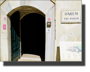 The Harem entrance
DSC05795.JPG